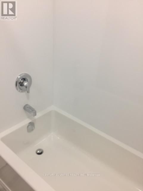 319 ELIAS AVENUE Image 20