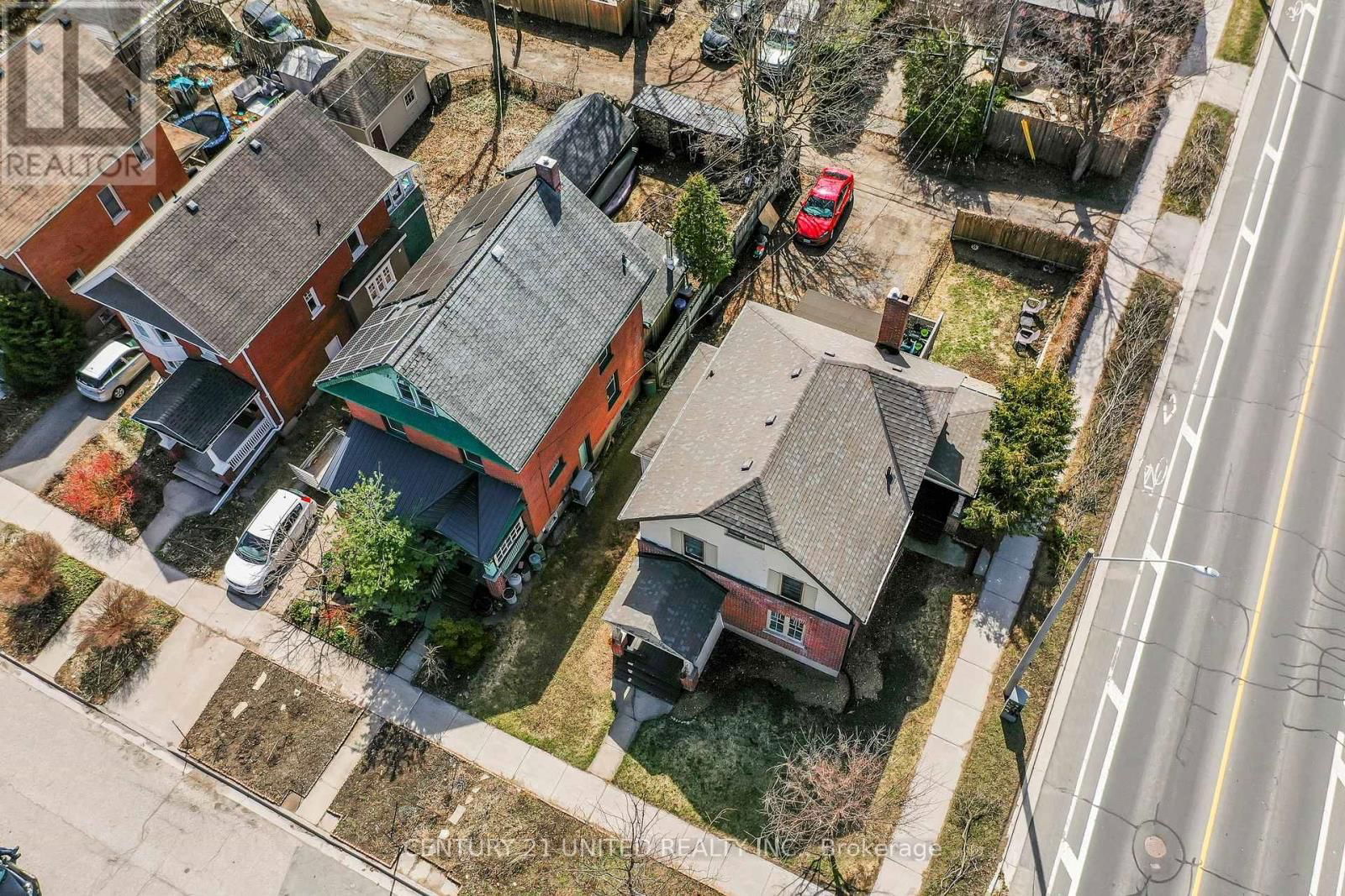 319 ELIAS AVENUE Image 3