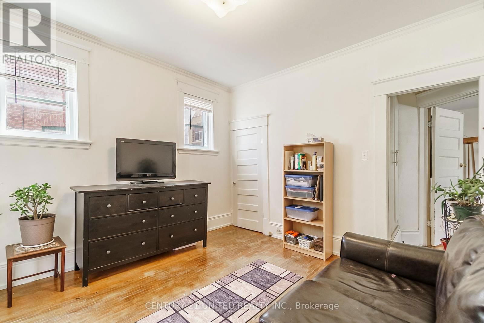 319 ELIAS AVENUE Image 5