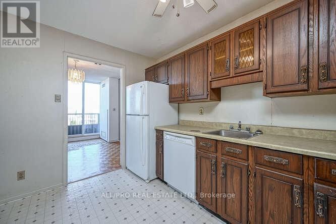 Unit 1215 - 2951 RIVERSIDE DRIVE EAST Image 10