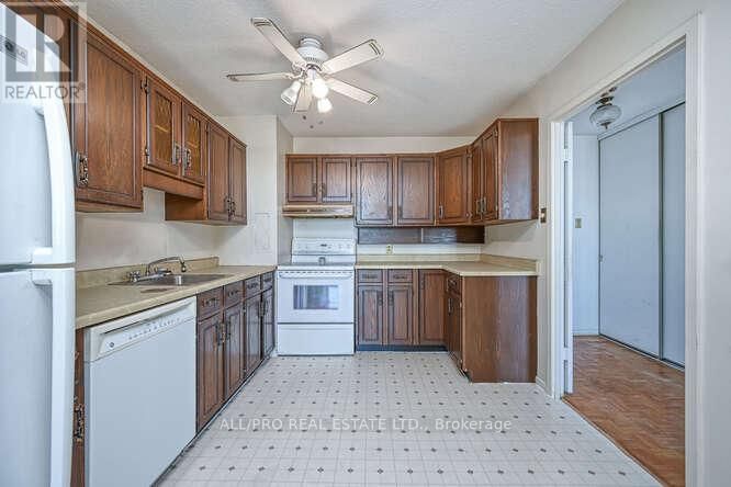 Unit 1215 - 2951 RIVERSIDE DRIVE EAST Image 8