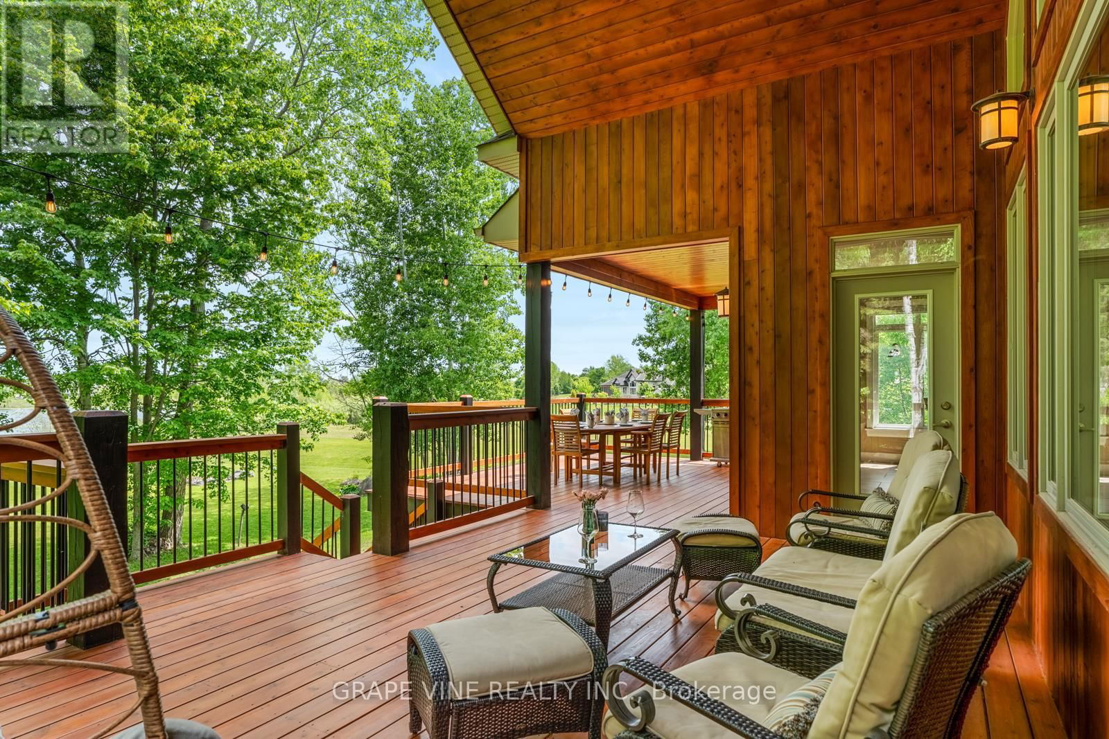 515 WEST LAKE CIRCLE Image 11