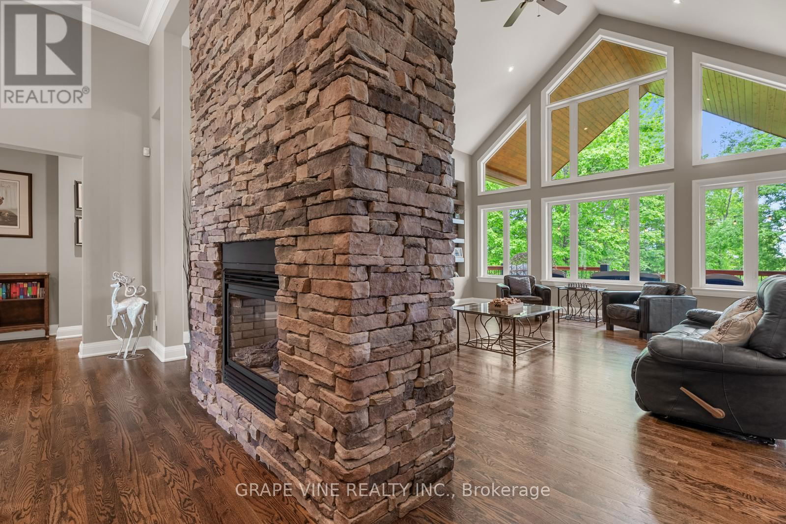 515 WEST LAKE CIRCLE Image 27