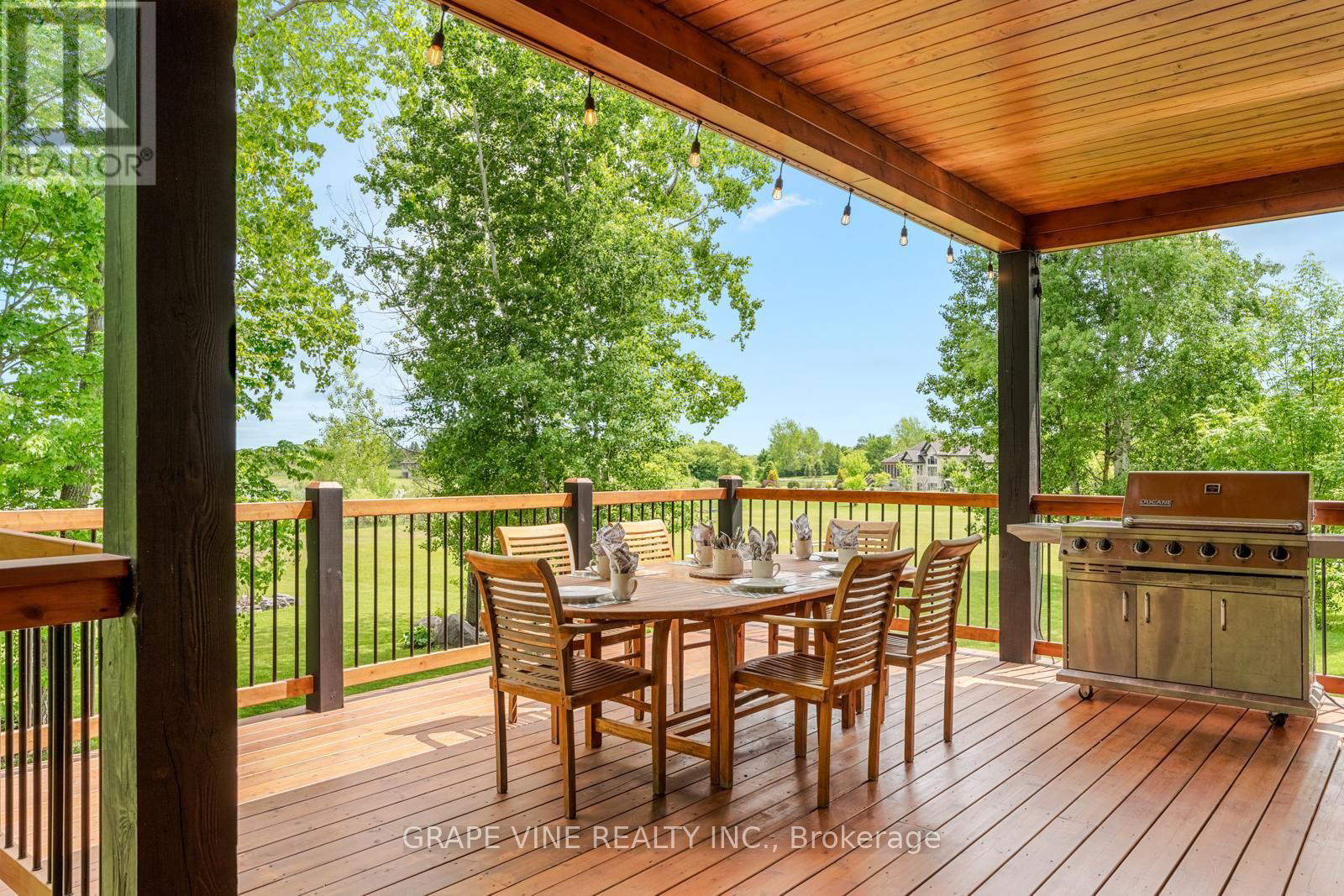 515 WEST LAKE CIRCLE Image 9