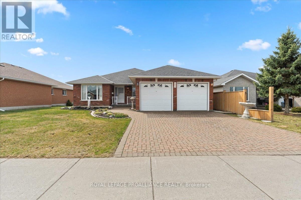 13 HICKORY GROVE Image 36