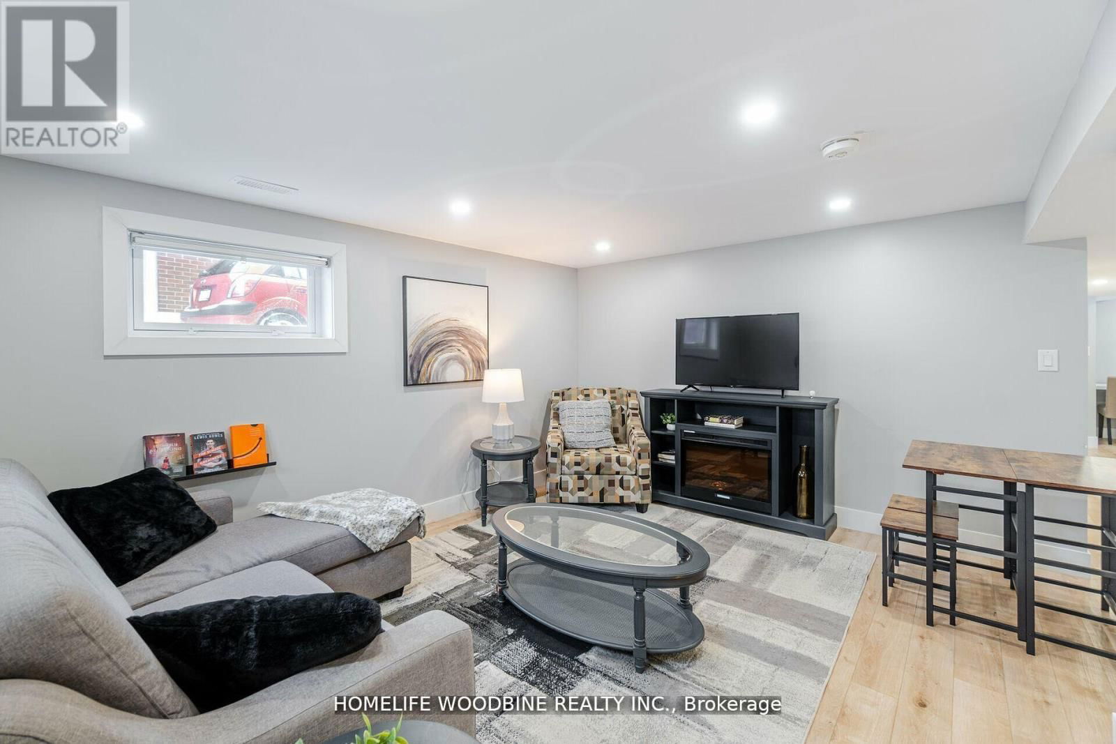 107 WINCHESTER BOULEVARD Image 19