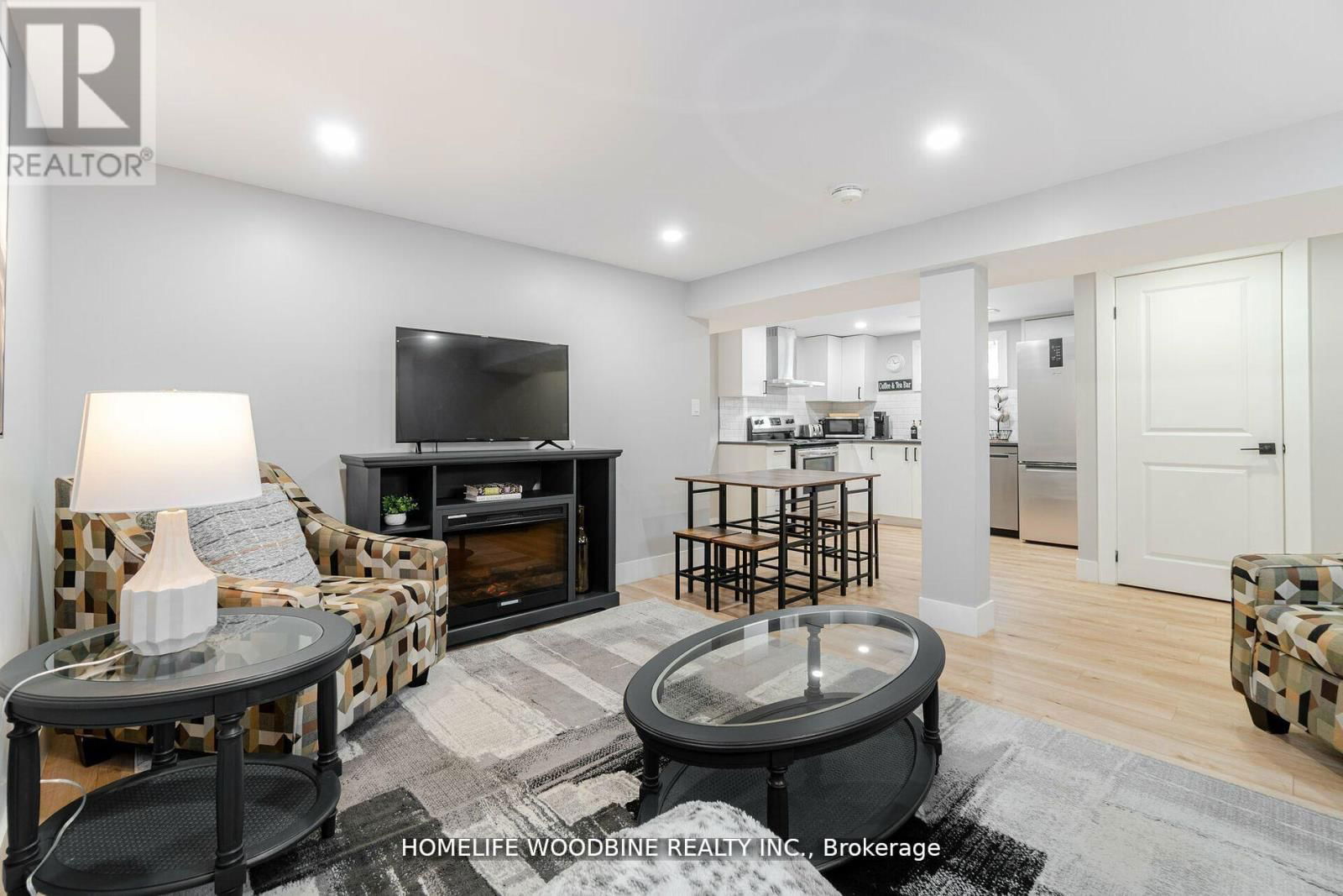 107 WINCHESTER BOULEVARD Image 21
