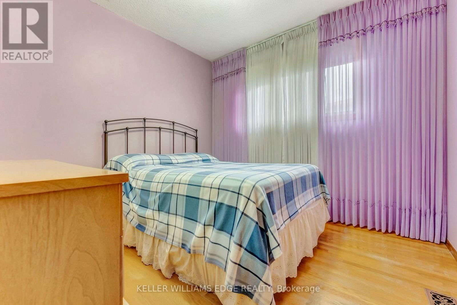 33 LYNWOOD DRIVE Image 18