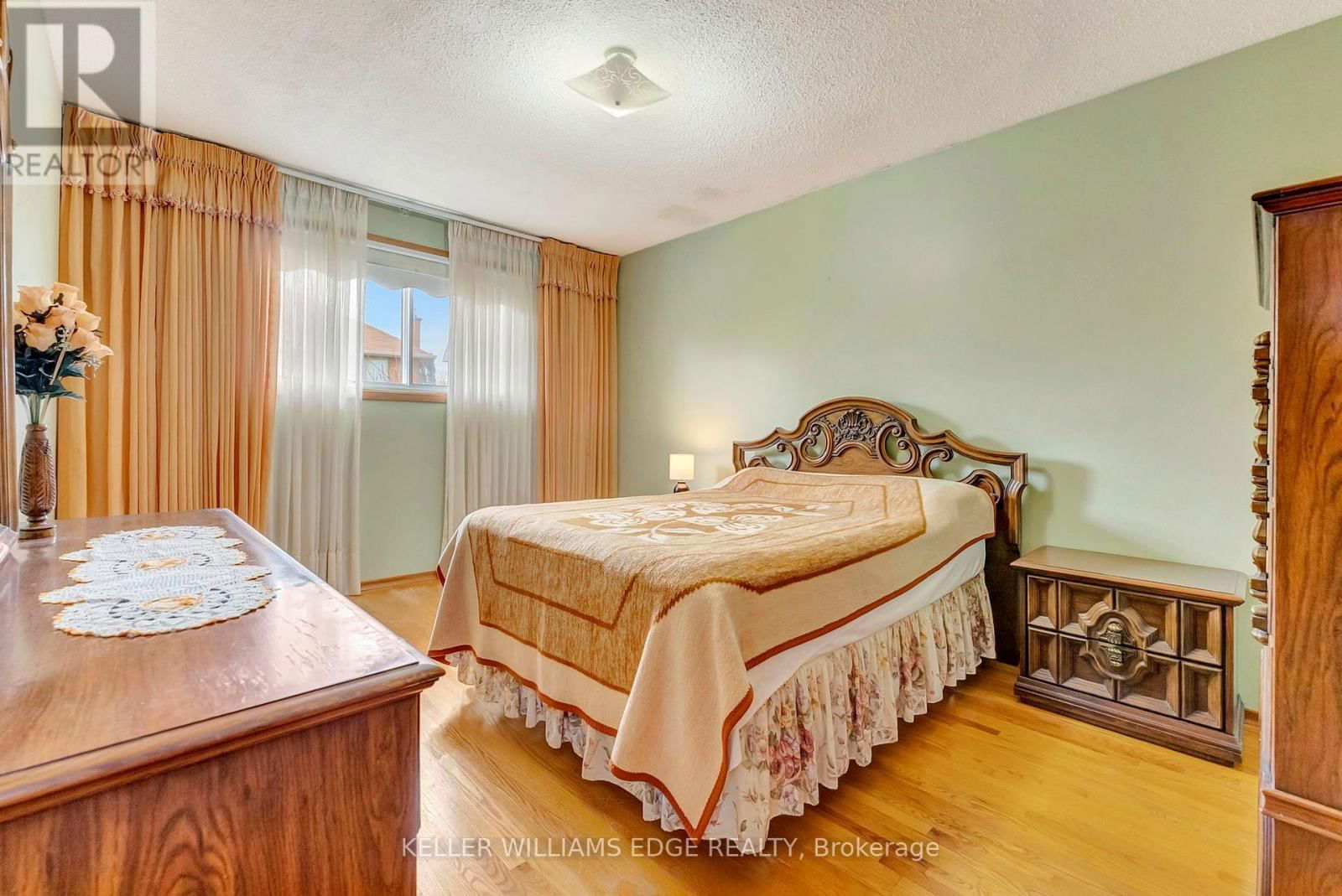 33 LYNWOOD DRIVE Image 19