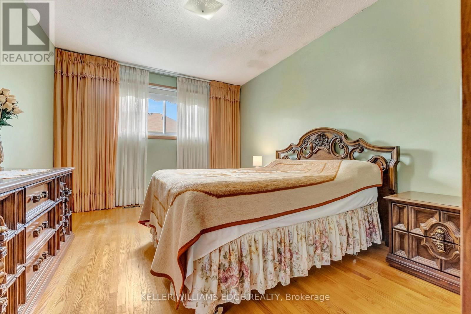 33 LYNWOOD DRIVE Image 21