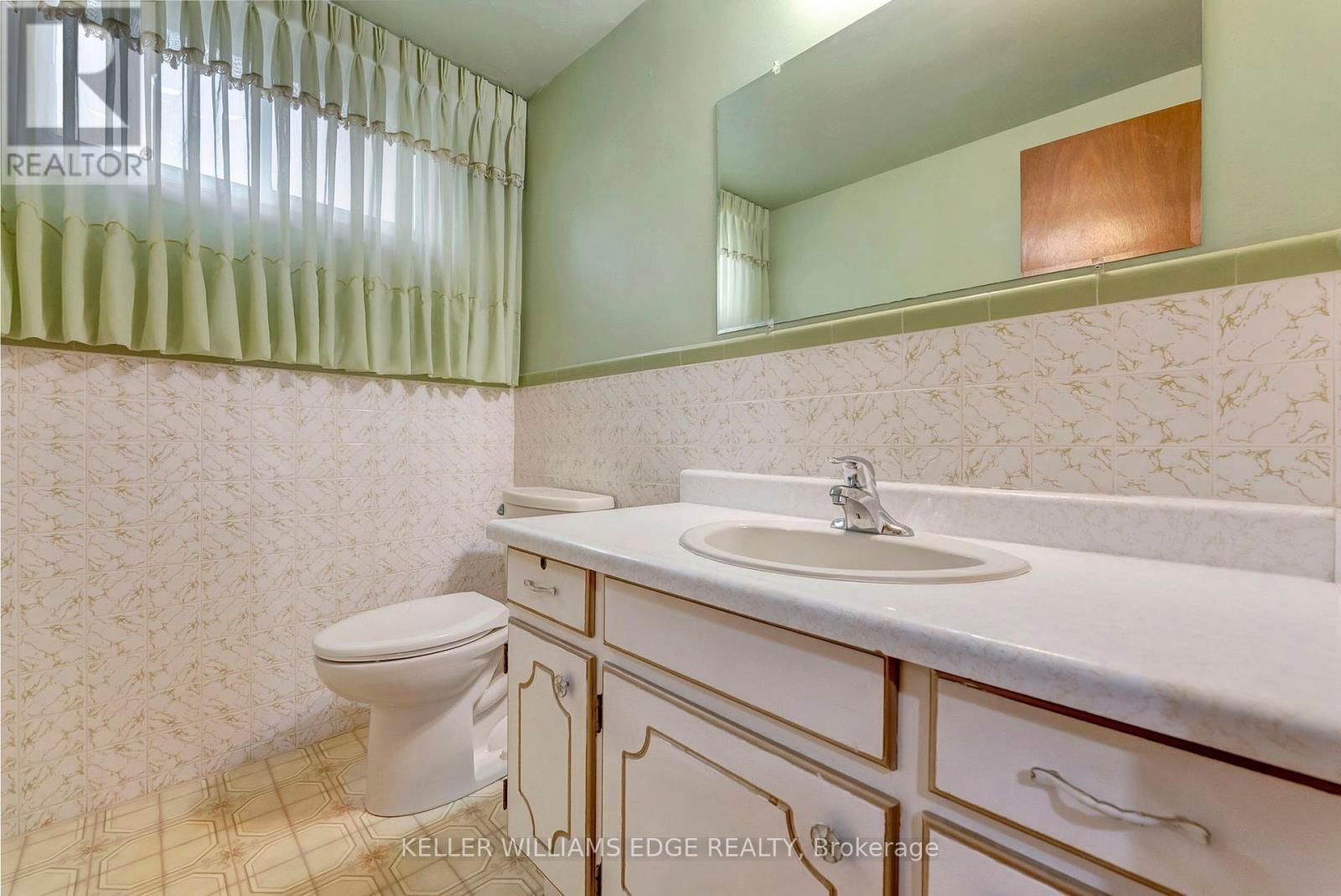 33 LYNWOOD DRIVE Image 22