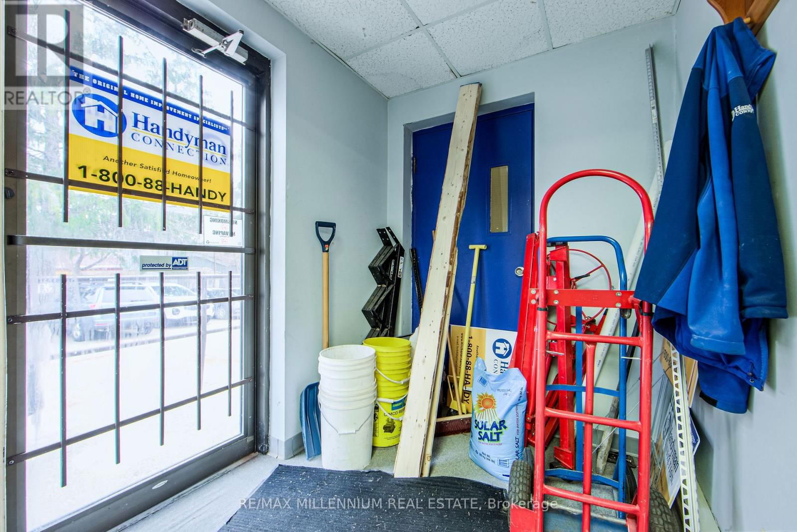 6 HOFFMAN STREET Image 11