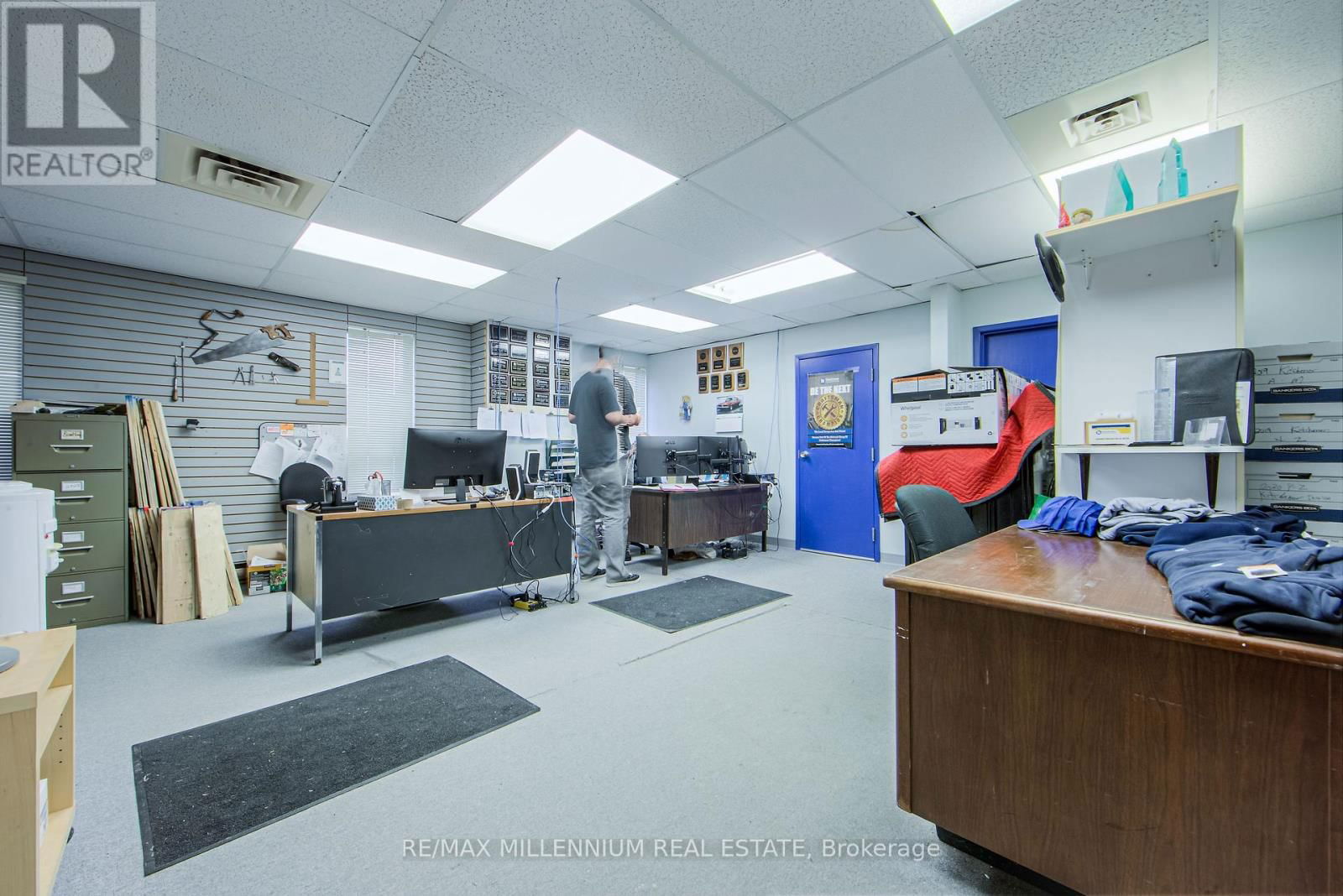 6 HOFFMAN STREET Image 12