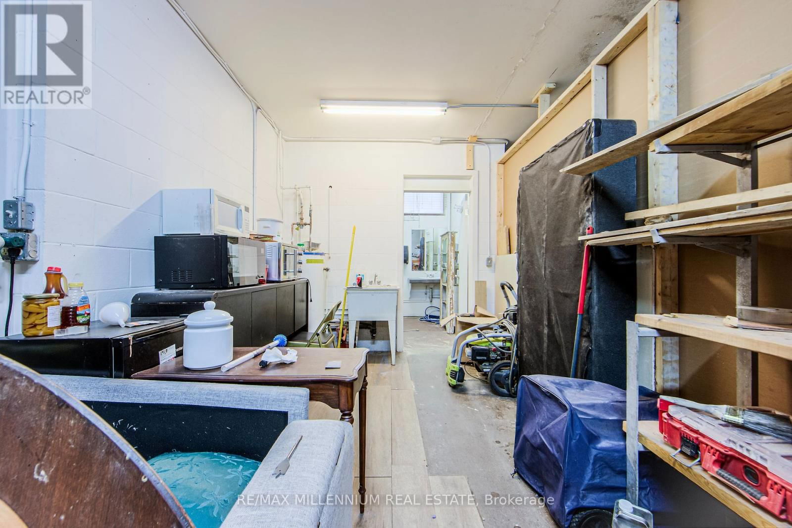 6 HOFFMAN STREET Image 16