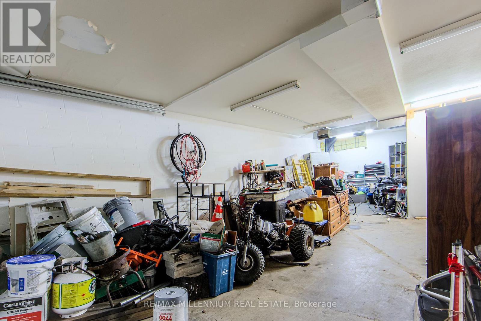 6 HOFFMAN STREET Image 20