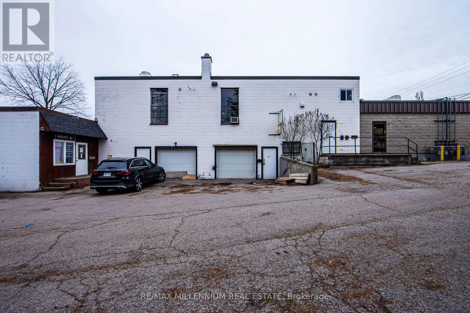 6 HOFFMAN STREET Image 27