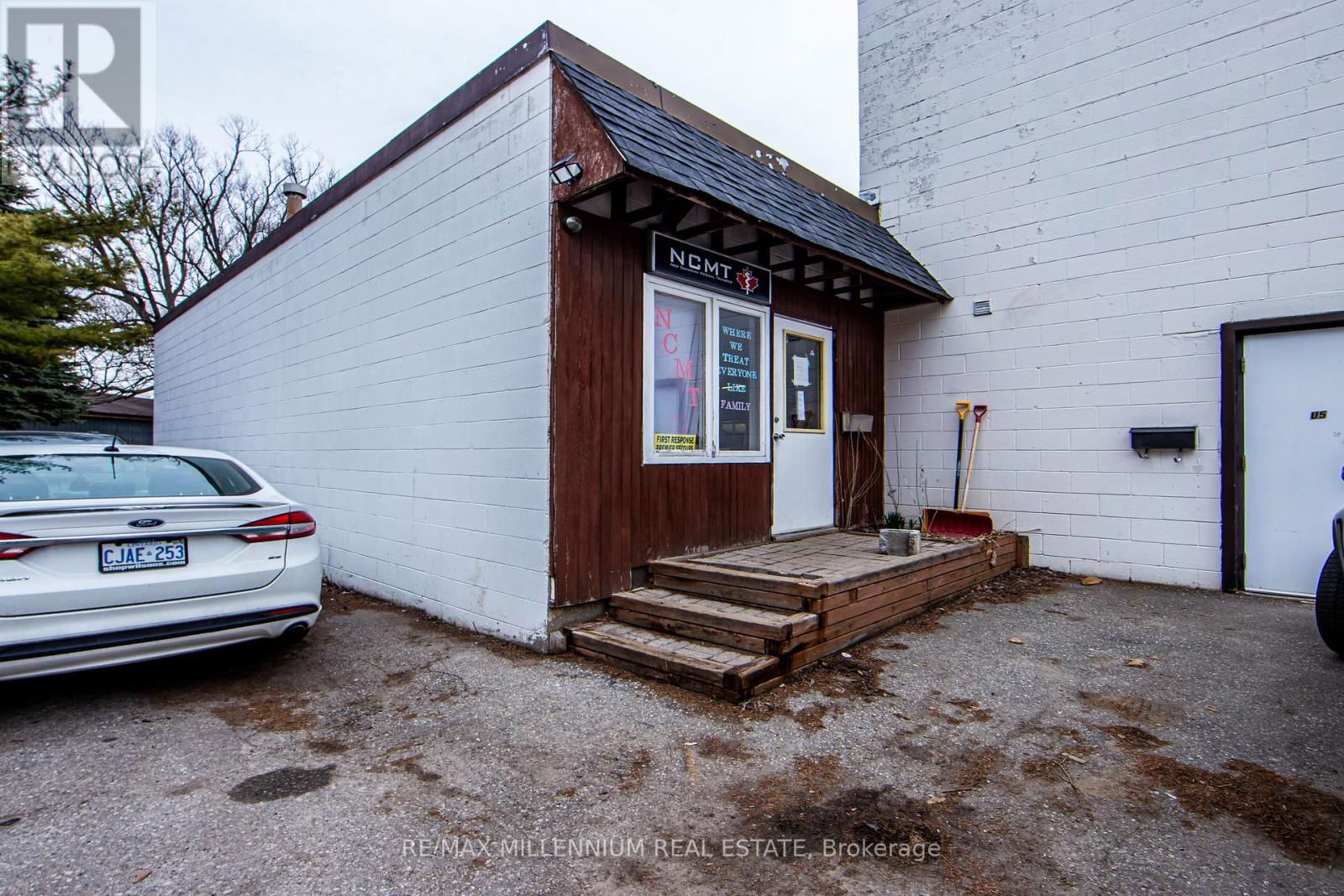 6 HOFFMAN STREET Image 28