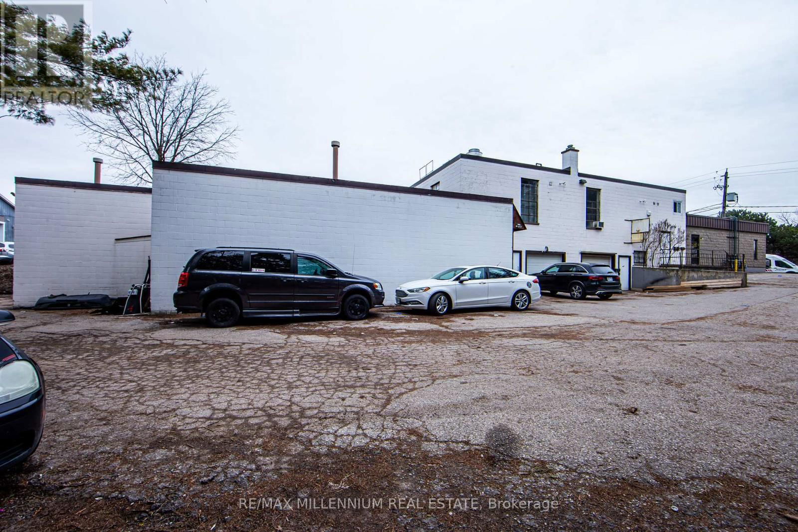 6 HOFFMAN STREET Image 29