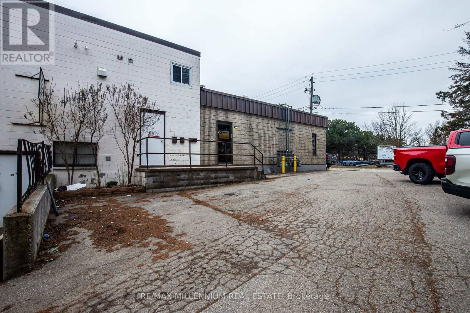6 HOFFMAN STREET Image 4