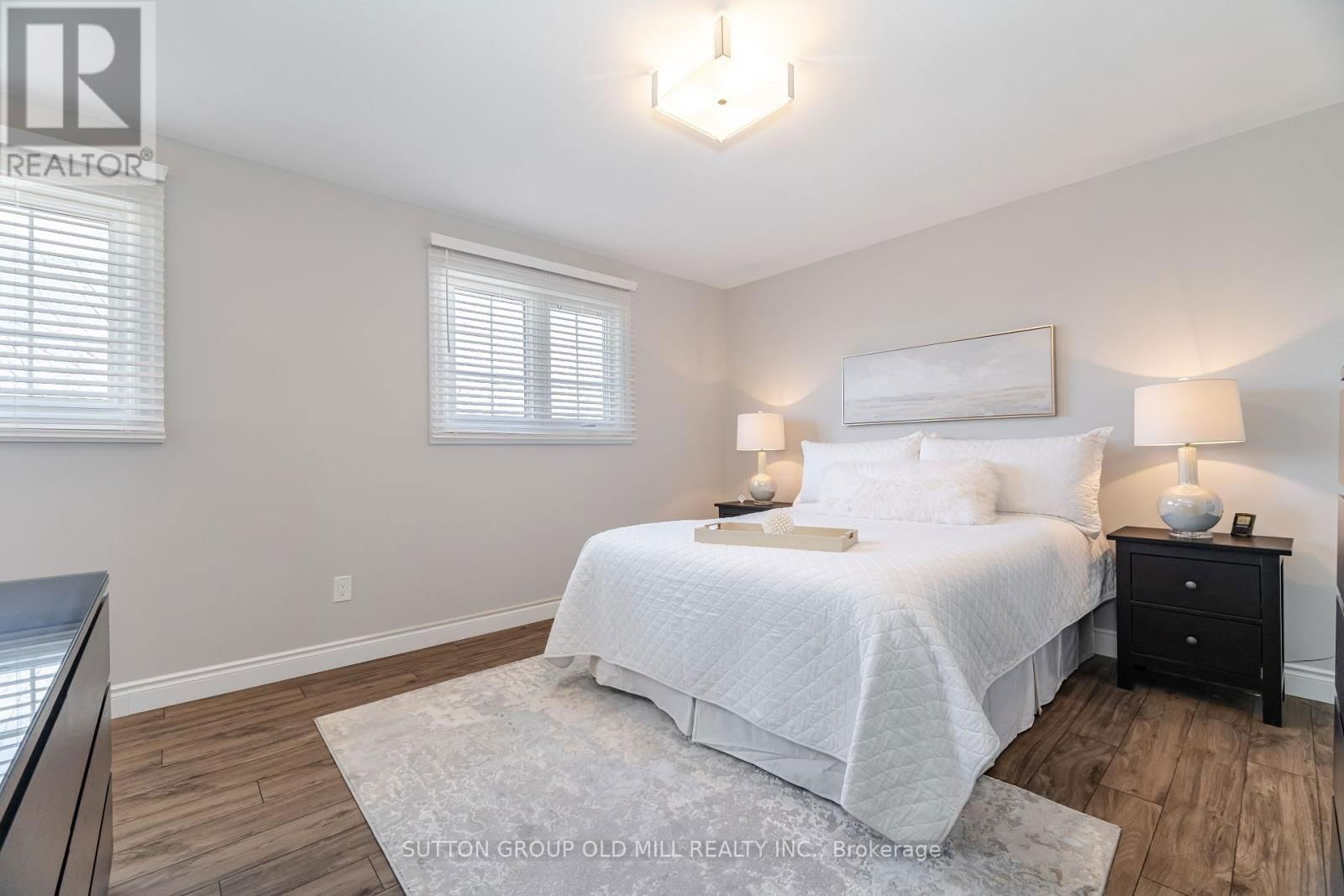 93 INDIAN CRESCENT Image 32