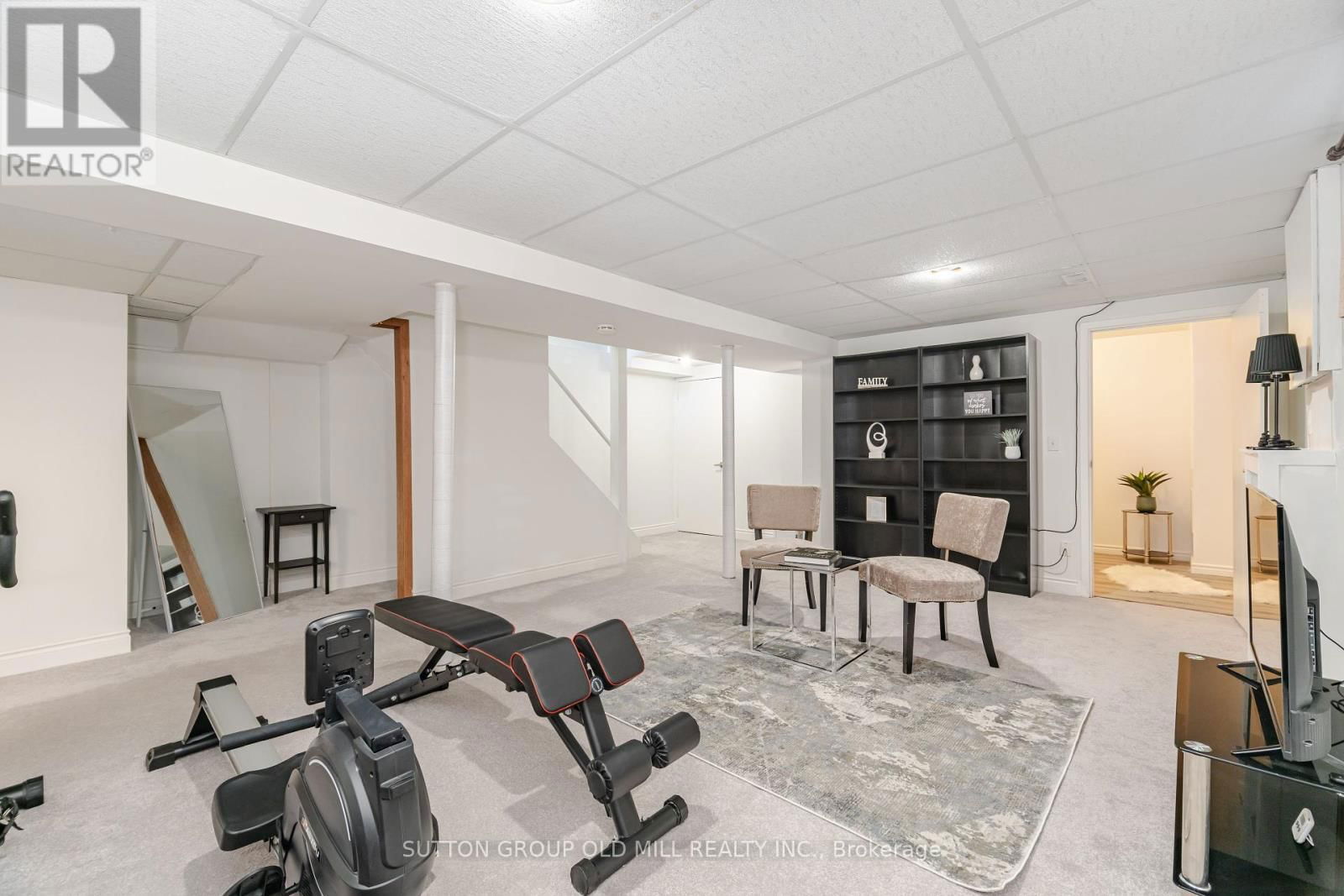 93 INDIAN CRESCENT Image 45