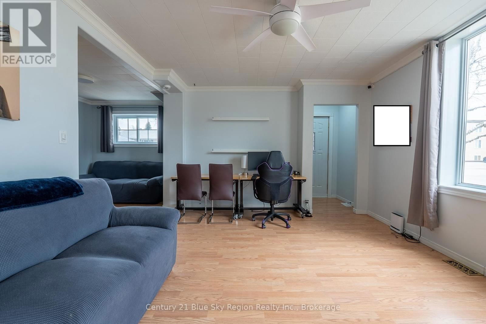 144 WILLIAM STREET Image 11