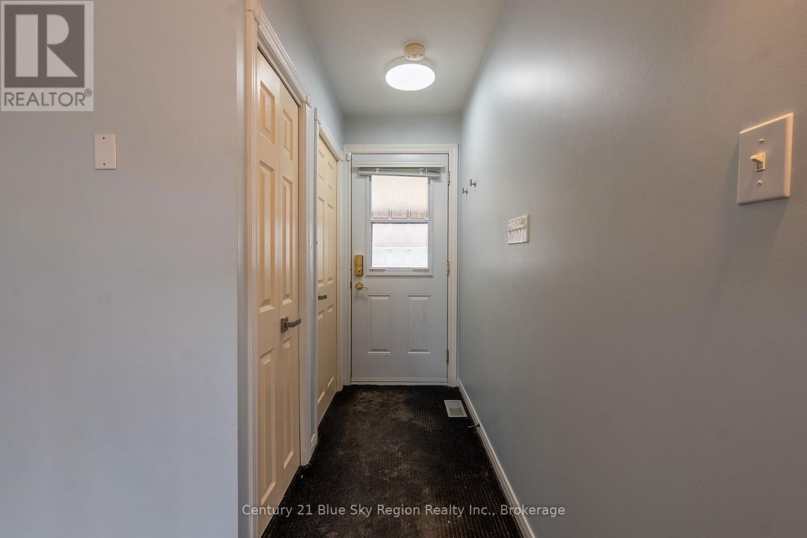 144 WILLIAM STREET Image 15