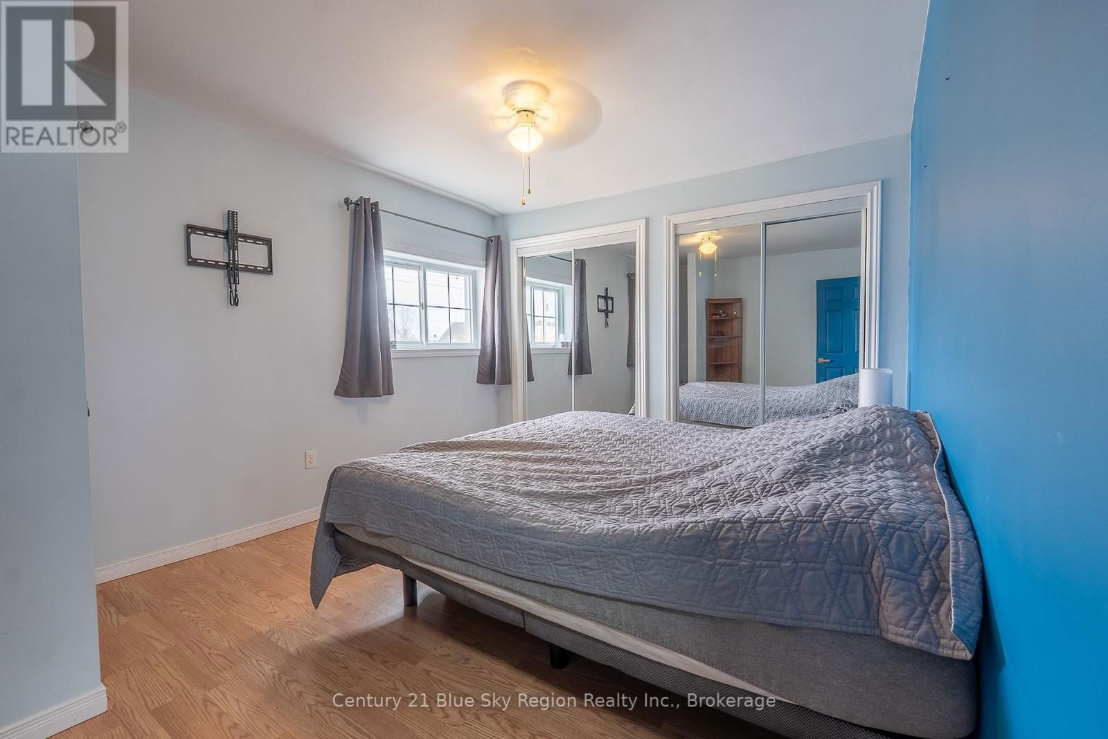 144 WILLIAM STREET Image 17