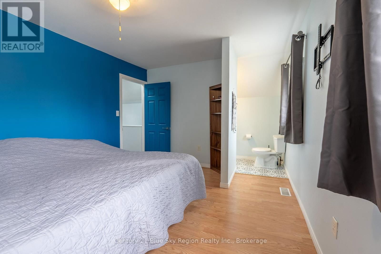 144 WILLIAM STREET Image 19