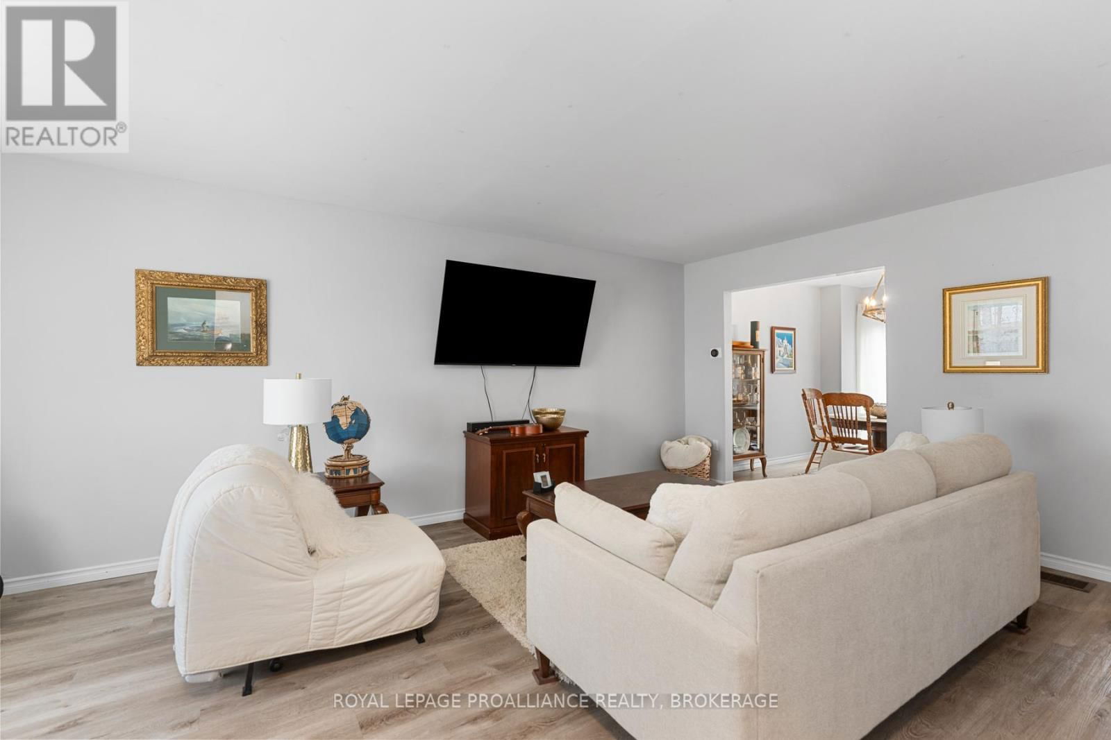 11 - 27 ADDINGTON STREET Image 3
