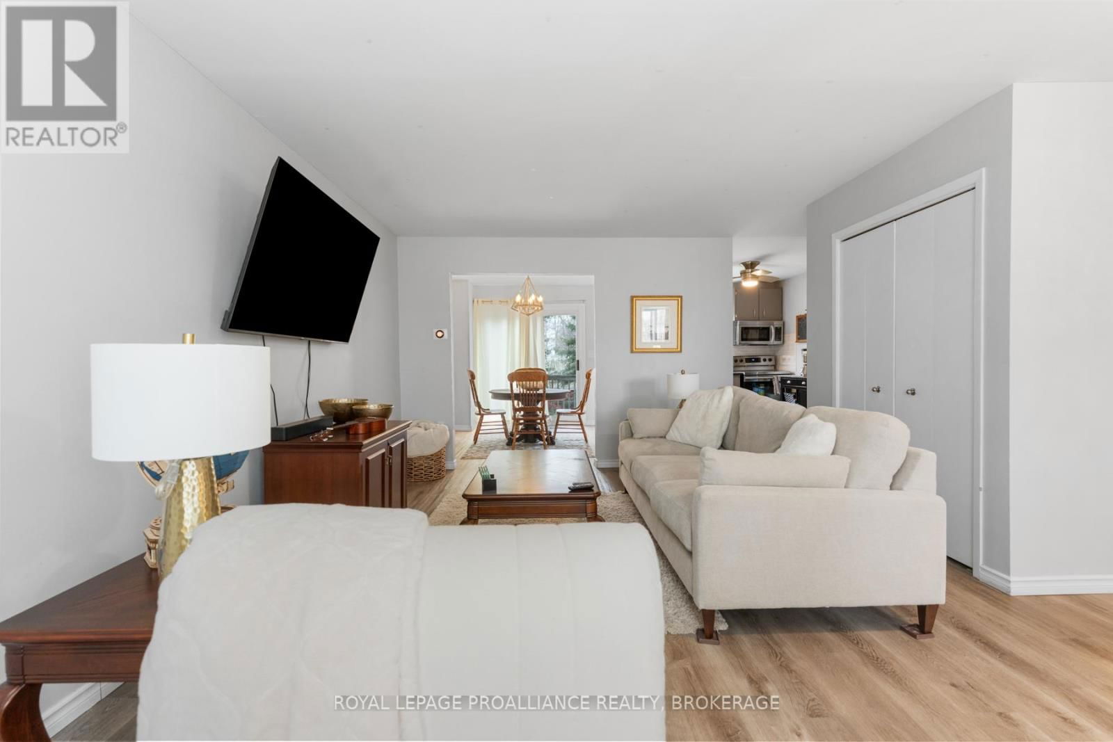 11 - 27 ADDINGTON STREET Image 5