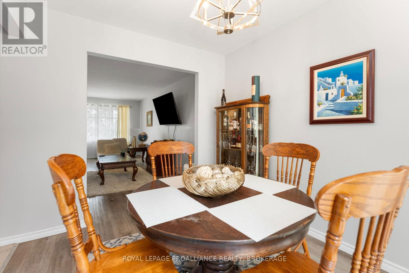11 - 27 ADDINGTON STREET Image 8