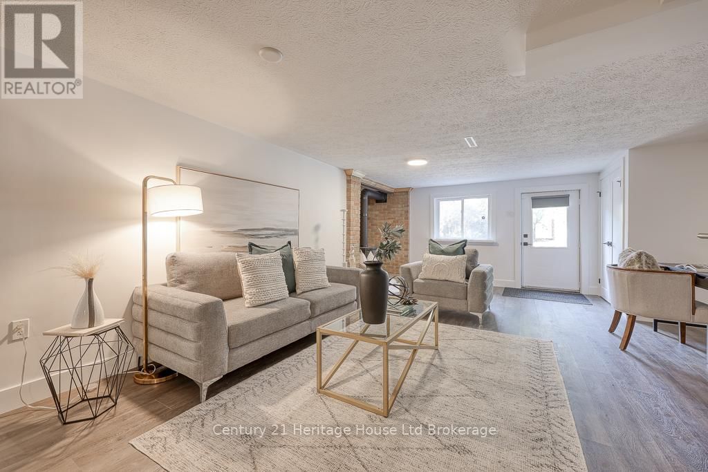 684747 COUNTY ROAD 2,R.R.#3 ROAD Image 33