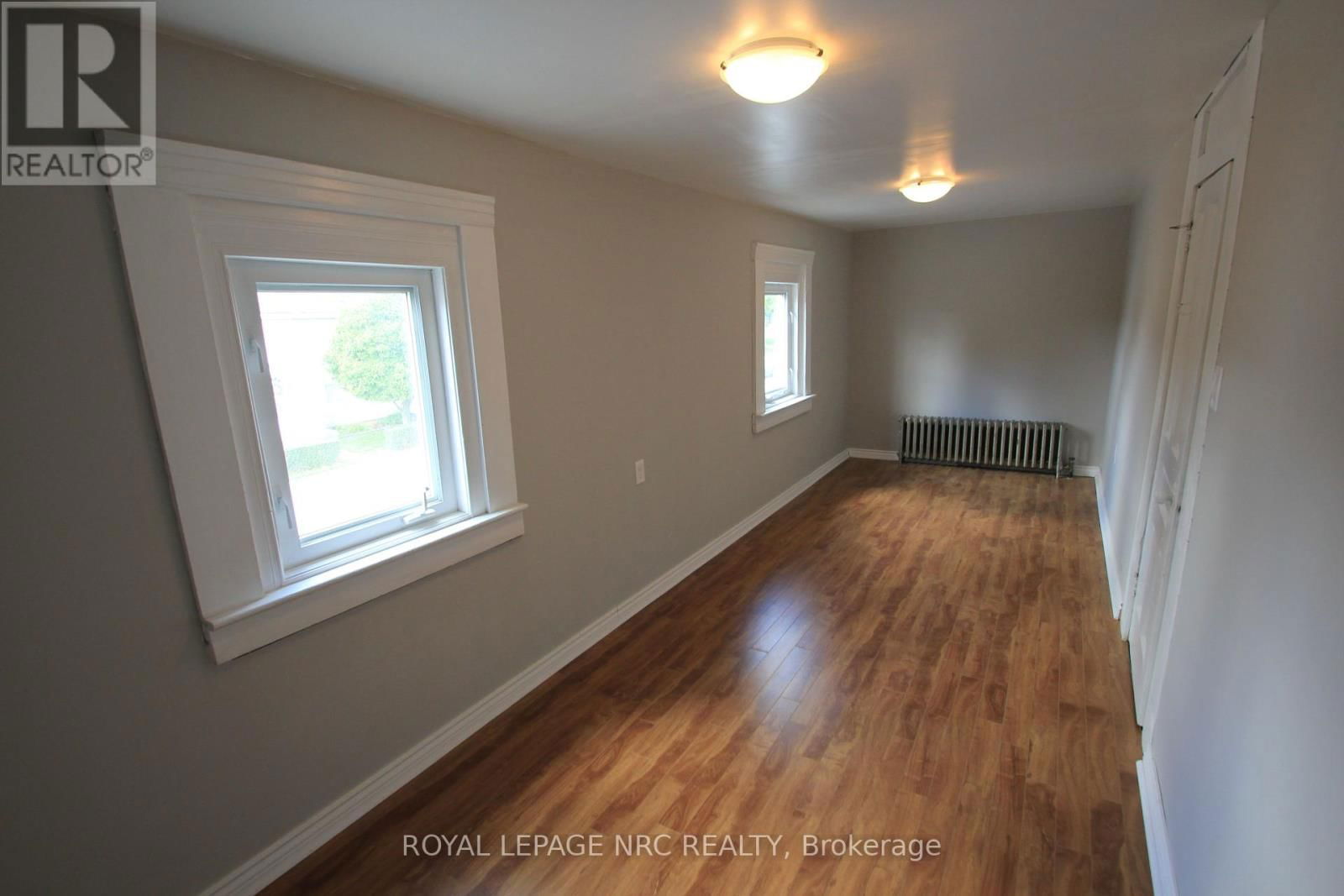 70 PINE STREET SOUTH Image 12