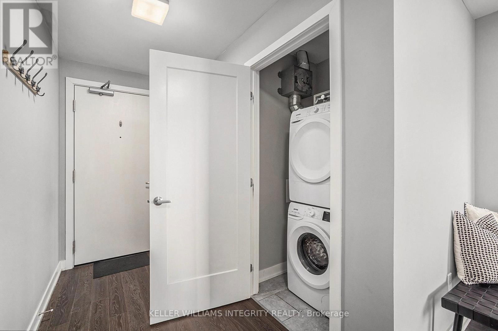 414 - 530 DE MAZENOD AVENUE Image 25
