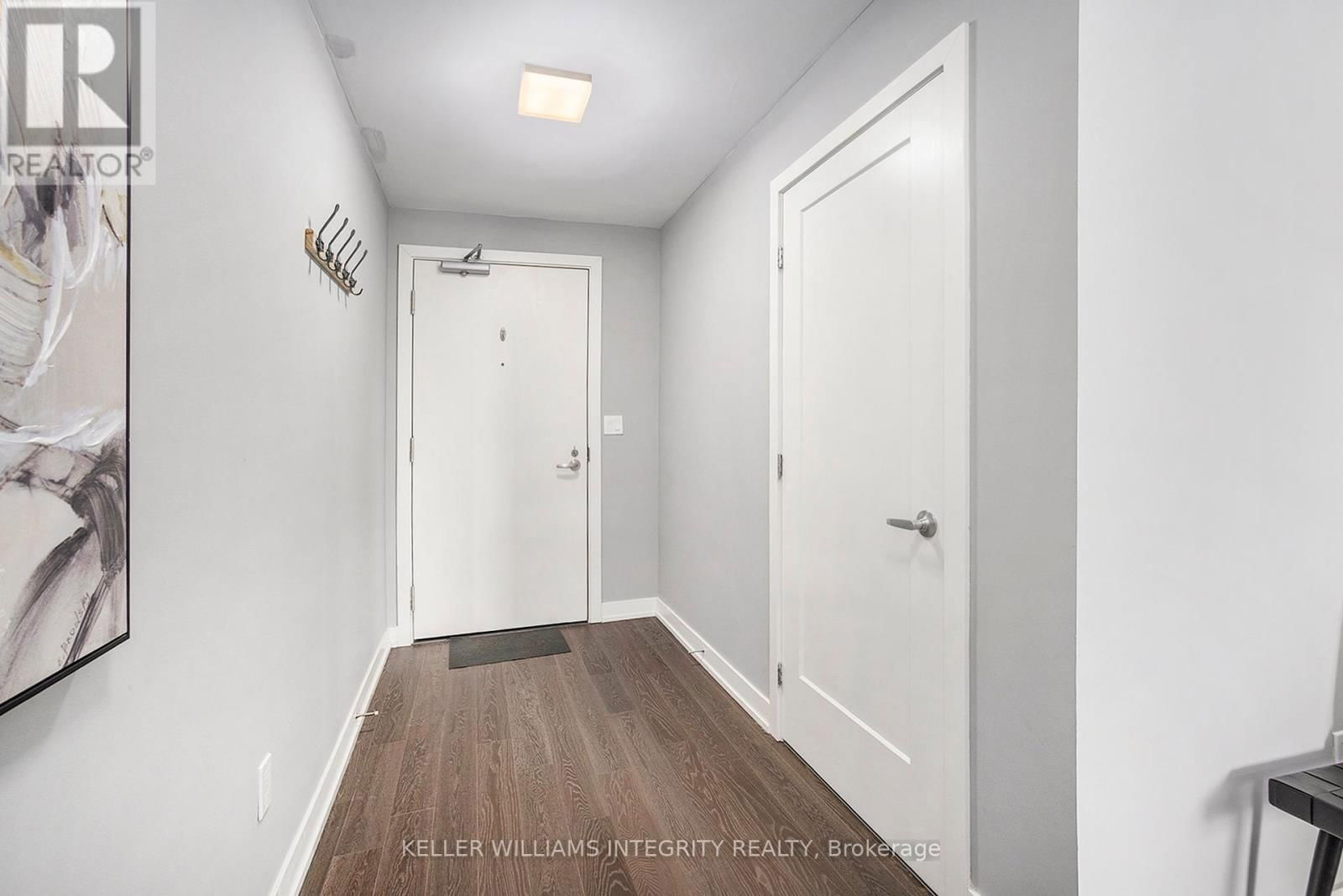 414 - 530 DE MAZENOD AVENUE Image 4