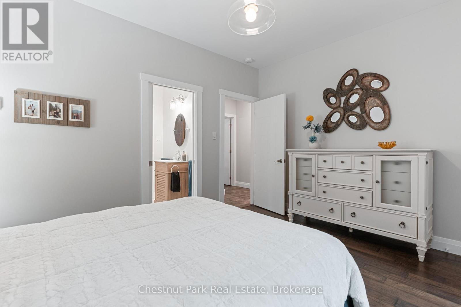 303273 SIDEROAD 33 Image 33