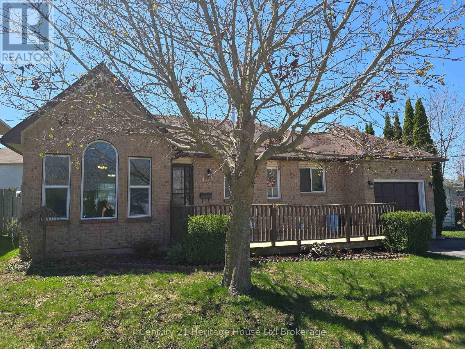 42 PEBBLE BEACH COURT Image 3