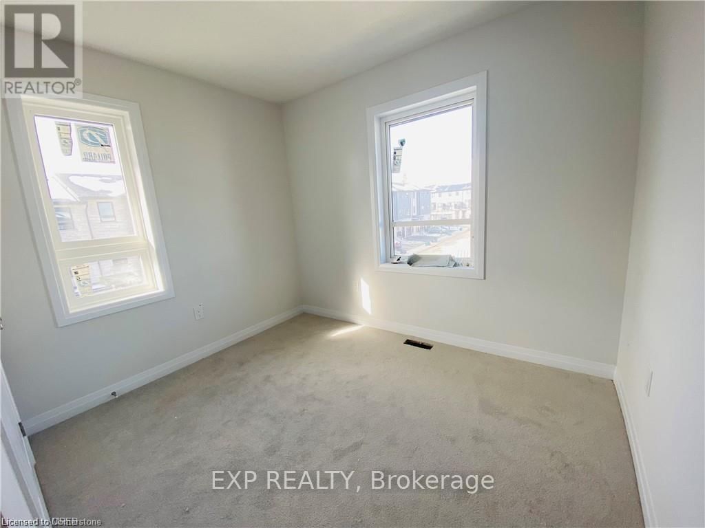 44 - 51 SPARROW AVENUE Image 17