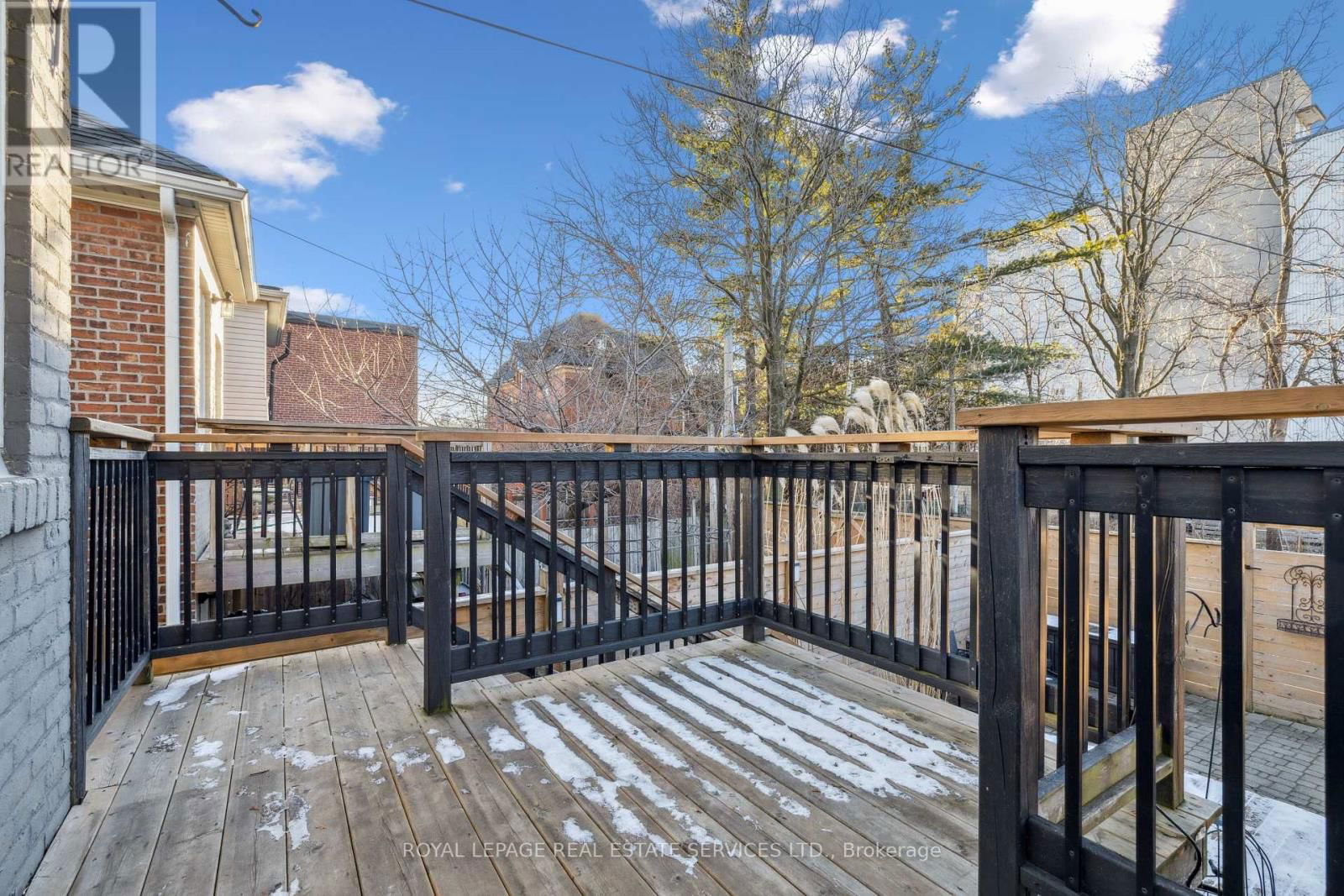 Upper - 28 GROVE STREET Image 18