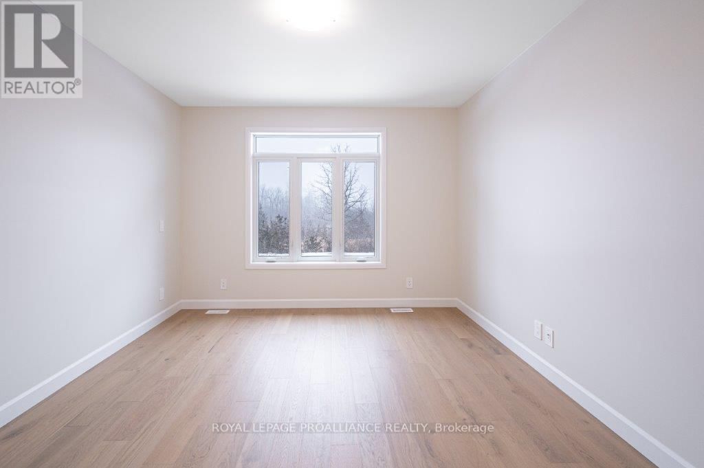 126 STONECREST BOULEVARD Image 10
