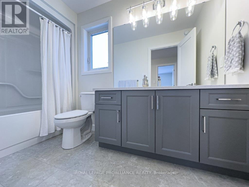 126 STONECREST BOULEVARD Image 14