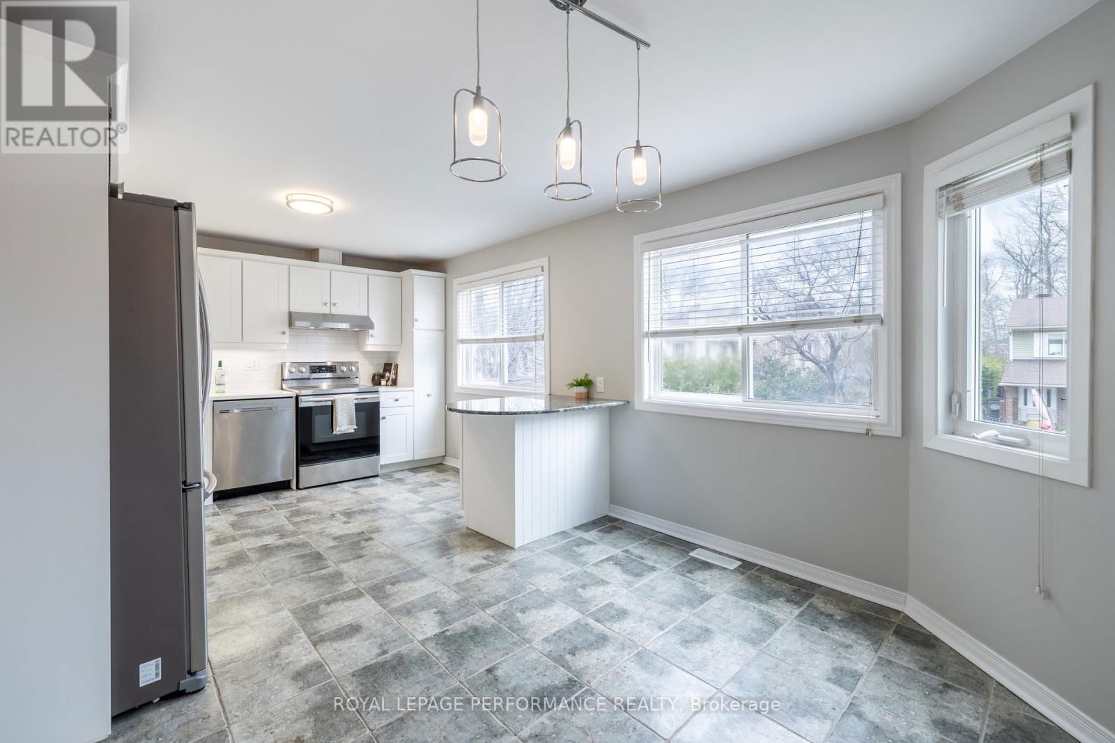 6917 DU BOIS AVENUE Image 17