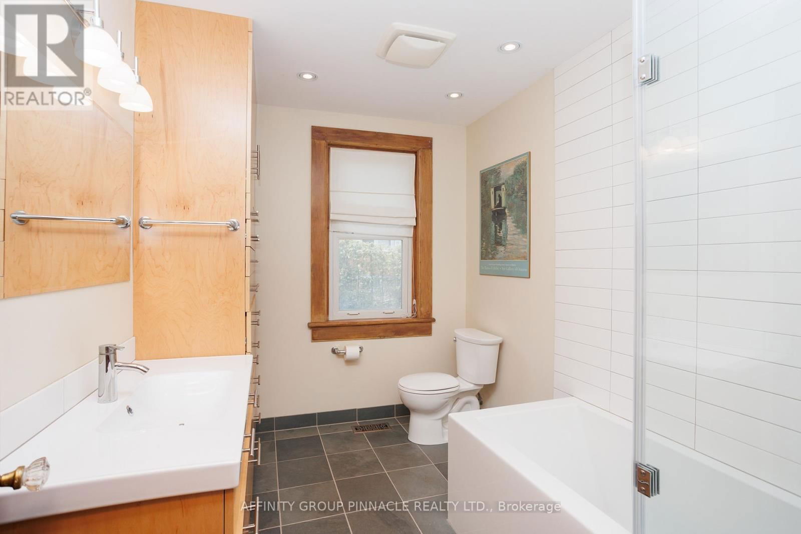 93 GLENELG STREET WEST Image 11