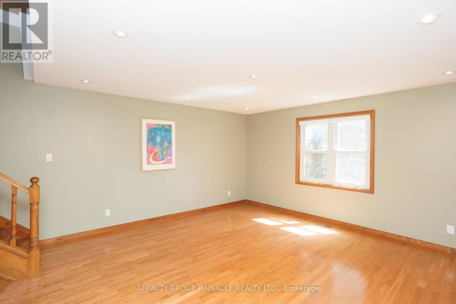 93 GLENELG STREET WEST Image 24