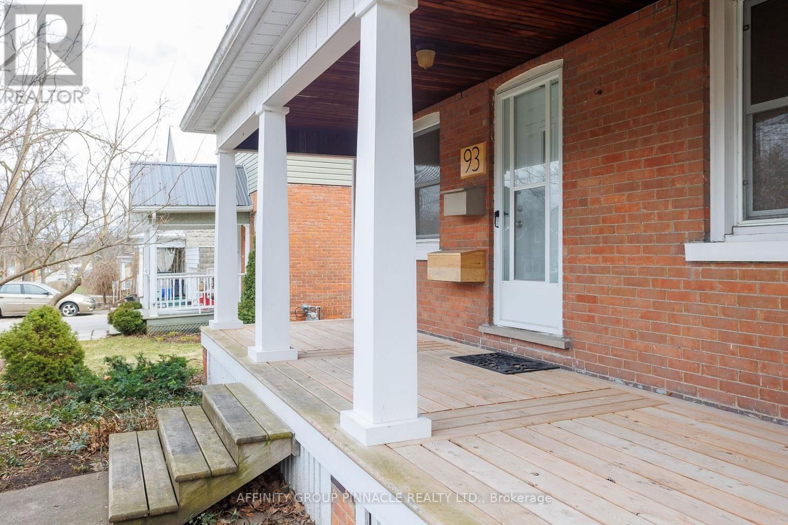 93 GLENELG STREET WEST Image 3