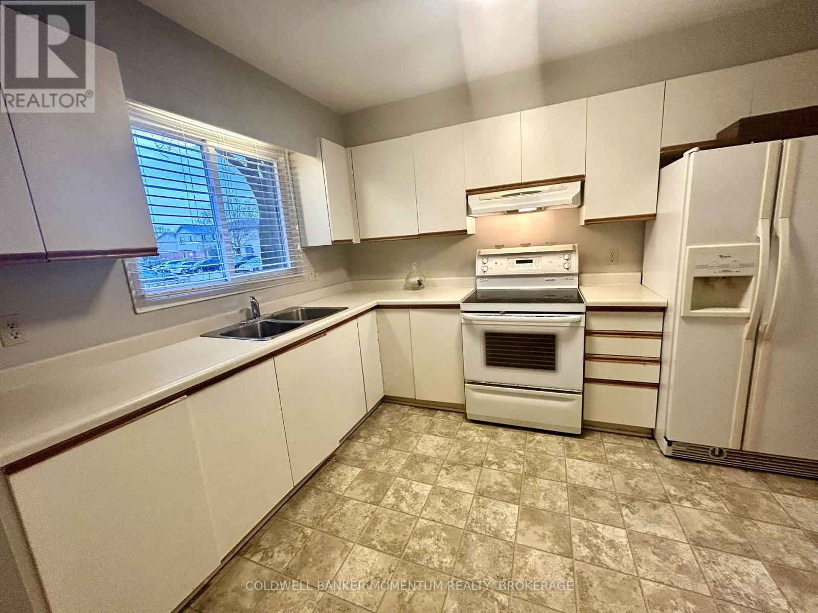 24 - 65 DORCHESTER BOULEVARD Image 7