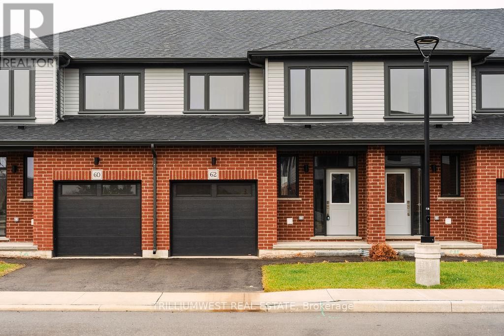 62 AYR MEADOWS CRESCENT Image 28