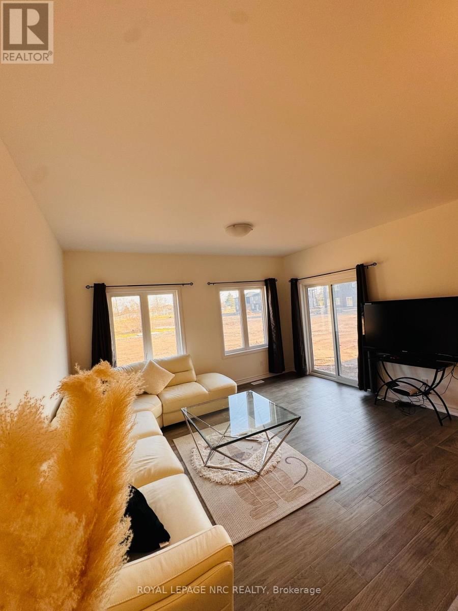105 LAUGHER AVENUE Image 10