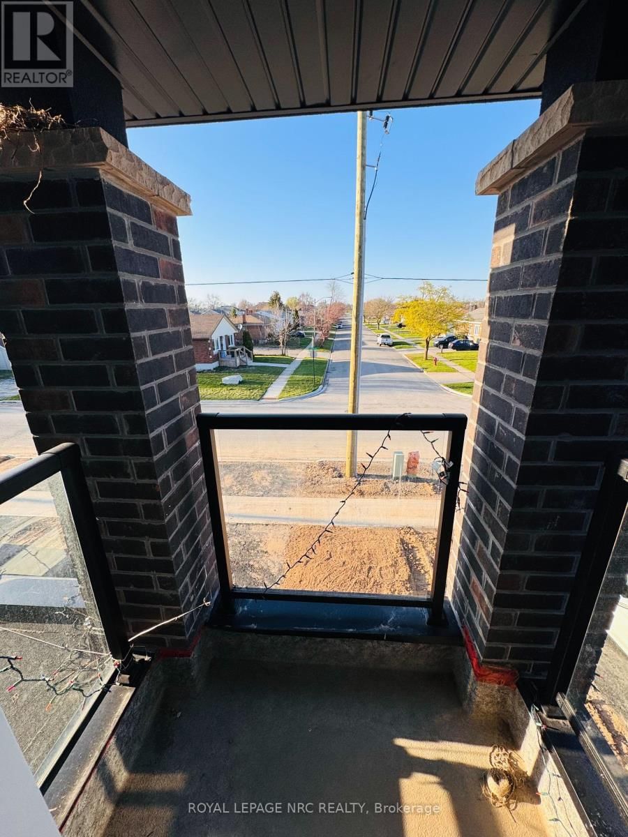 105 LAUGHER AVENUE Image 20